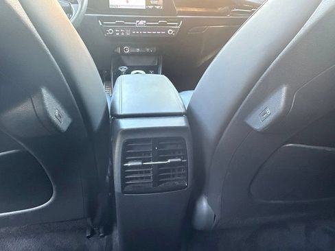 Used 2023 Kia Niro Wave w/ Wave Preserve Package FWD image 29