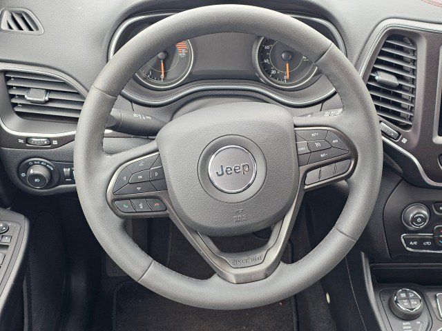 Used 2022 Jeep Cherokee Trailhawk w/ Premium Leather Package AWD/4WD image 25