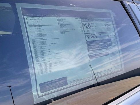 Used 2025 Land Rover Discovery Sport S image 16