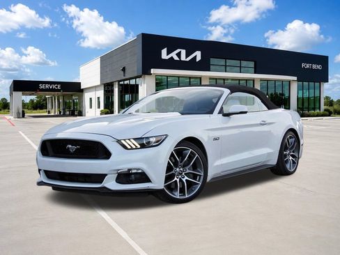 Used 2017 Ford Mustang GT Premium w/ Equipment Group 401A RWD image 1