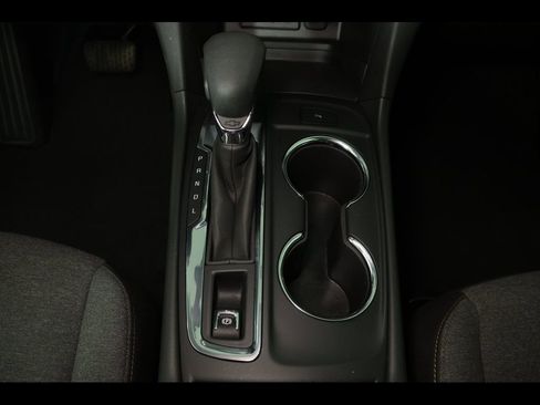 Used 2023 Chevrolet Equinox LT image 27