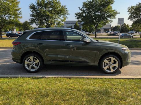 New 2025 Audi Q5 Premium Plus image 39