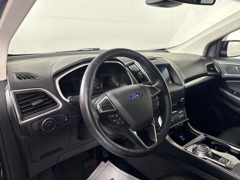 Used 2019 Ford Edge SEL w/ Equipment Group 201A AWD/4WD image 17