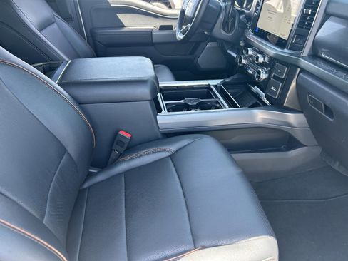 Used 2025 Ford F250 Lariat AWD/4WD image 11