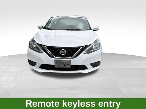 Used 2016 Nissan Sentra S FWD image 2
