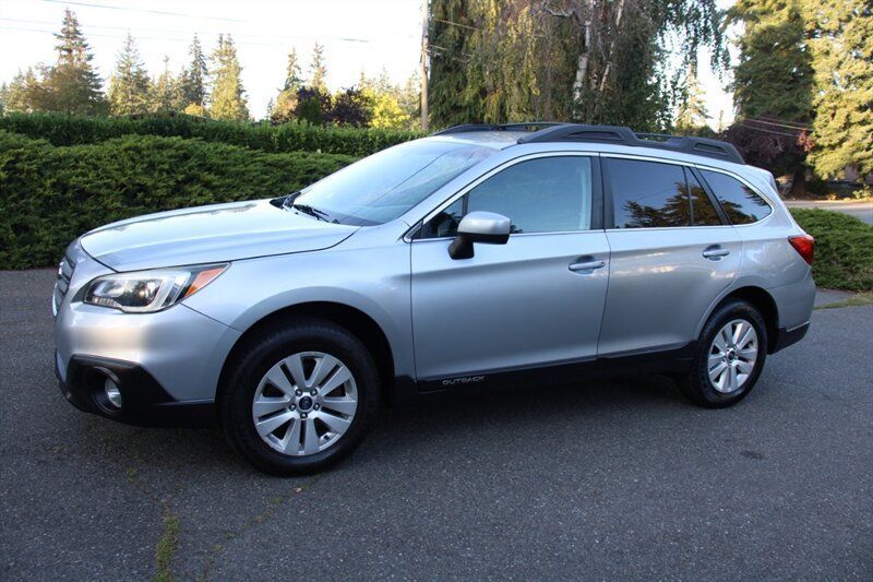 Used 2016 Subaru Outback 2.5i Premium AWD/4WD image 1