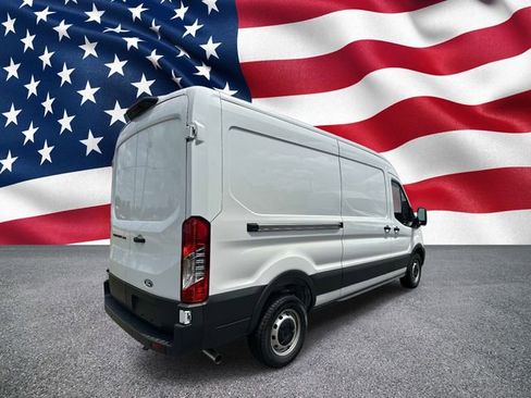 New 2026 Ford Transit 250 148 Medium Roof RWD image 8