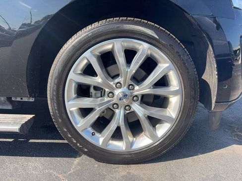 Used 2018 Ford Expedition Platinum AWD/4WD image 34
