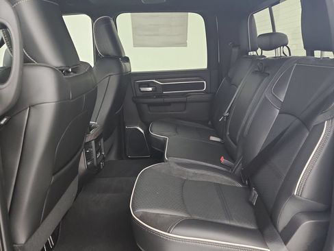 New 2026 RAM 2500 Laramie w/ Night Edition AWD/4WD image 31