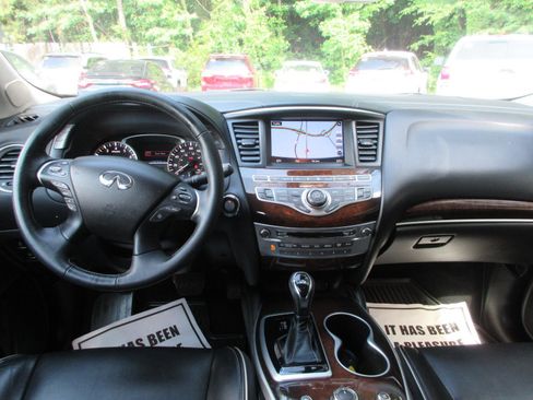 Used 2017 INFINITI QX60 Luxe w/ Deluxe Technology Package AWD/4WD image 18