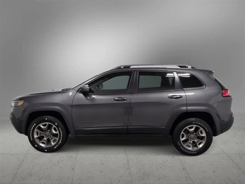 Certified 2019 Jeep Cherokee Trailhawk w/ Cold Weather Group image 5