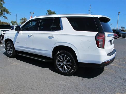 Used 2021 Chevrolet Tahoe LT w/ LT Signature Package AWD/4WD image 5