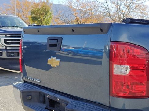 Used 2013 Chevrolet Silverado 1500 W/T image 35