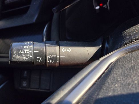 Used 2018 Honda Civic Sport image 19