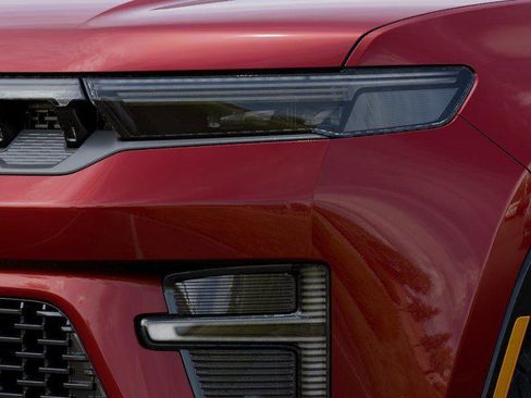 New 2026 Jeep Grand Wagoneer 4WD image 10