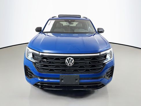 Used 2025 Volkswagen Atlas Cross Sport SEL R-Line AWD/4WD image 2