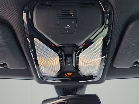 Used 2020 BMW X5 sDrive40i w/ Premium Package image 41