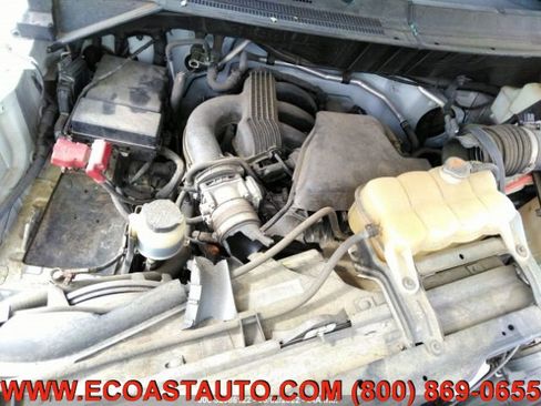 Used 2012 Nissan NV 2500 SV w/ Side Curtain Airbag Pkg image 5