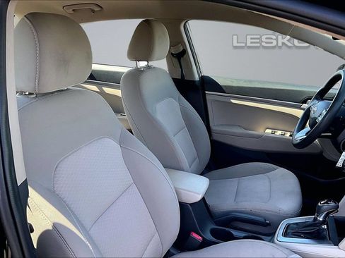 Used 2020 Hyundai Elantra SE FWD image 7