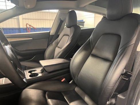 Used 2022 Tesla Model 3 Long Range image 22