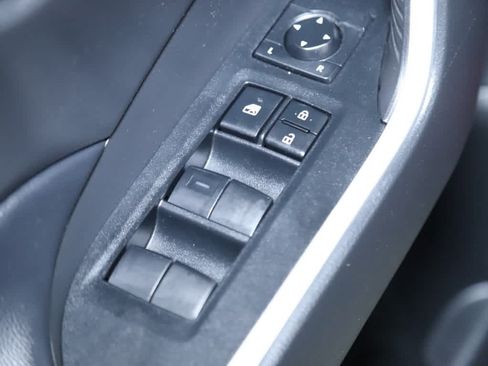 Used 2023 Toyota RAV4 LE FWD image 15