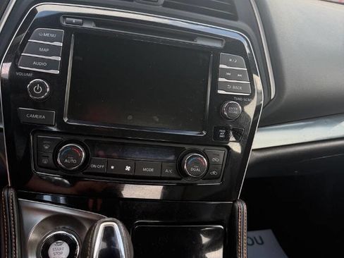 Used 2021 Nissan Maxima SR w/ Sport Mat Group image 14