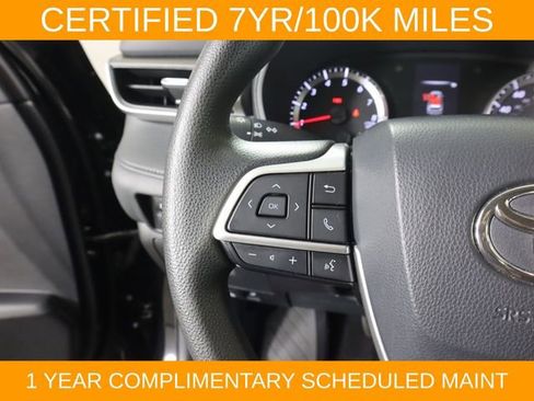 Used 2022 Toyota Highlander L AWD/4WD image 23