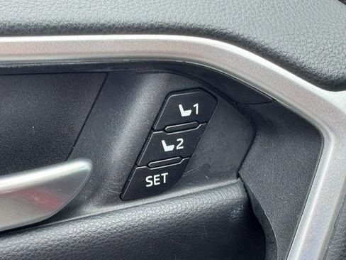 Used 2023 Toyota RAV4 Limited AWD/4WD image 18