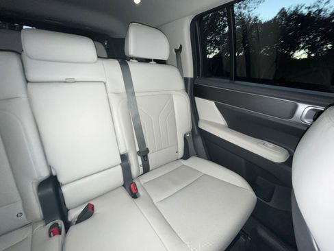 Used 2025 Hyundai Santa Fe SEL image 40