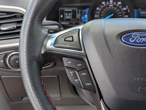 Used 2024 Ford Edge ST-Line image 26