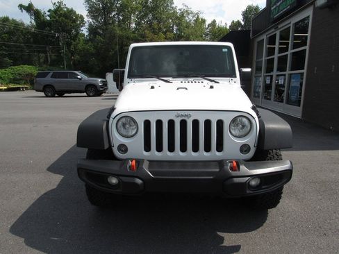 Used 2014 Jeep Wrangler Unlimited Sport w/ Quick Order Package 24S AWD/4WD image 9