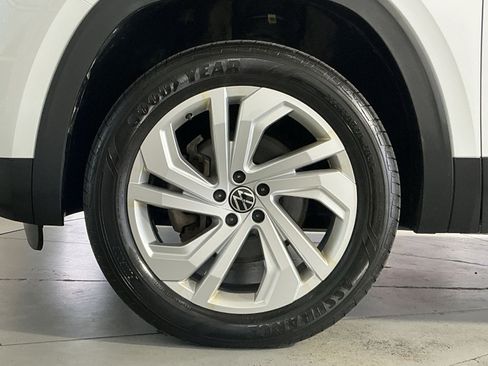 Used 2023 Volkswagen Atlas SE AWD/4WD image 13