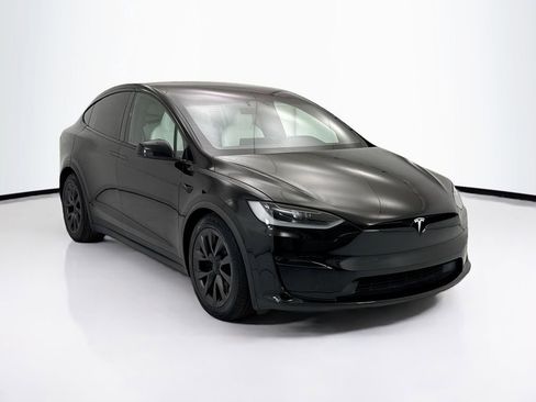 Used 2023 Tesla Model X AWD/4WD image 3