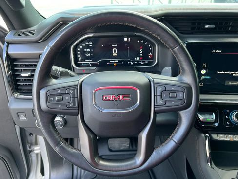 Used 2022 GMC Sierra 1500 AT4 w/ AT4 Premium Package AWD/4WD image 14