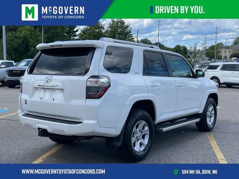 Used 2014 Toyota 4Runner SR5 AWD/4WD image 5