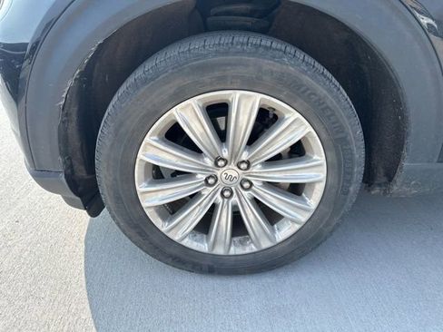 Used 2023 Ford Explorer King Ranch w/ Technology Package image 2