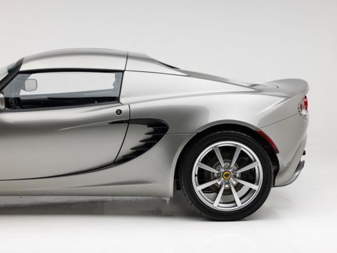 Used 2005 Lotus Elise image 35