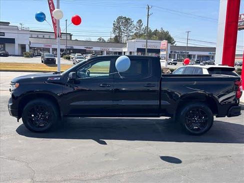 Used 2023 Chevrolet Silverado 1500 RST w/ Z71 Off-Road Package image 5
