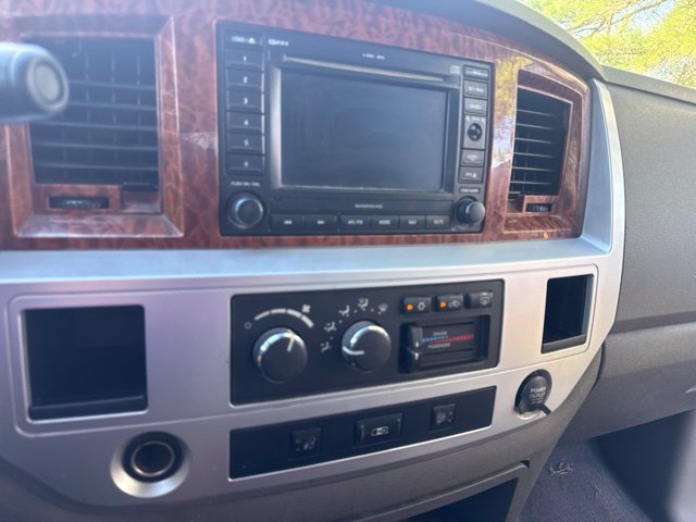 Used 2006 Dodge Ram 2500 Truck Laramie RWD image 13