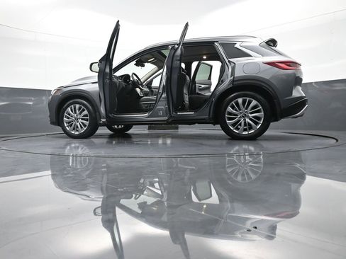 Used 2023 INFINITI QX50 Luxe image 49