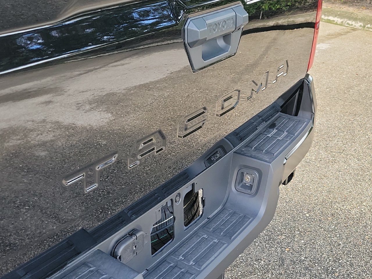Used 2026 Toyota Tacoma SR5 RWD image 6