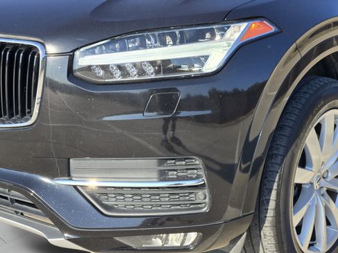 Used 2016 Volvo XC90 T6 Momentum w/ Momentum Plus Package AWD/4WD image 31