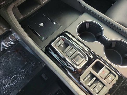 New 2025 Honda Pilot Touring image 29