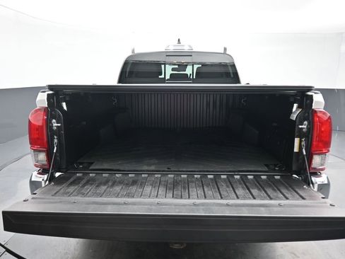 Used 2022 Toyota Tacoma SR5 image 42