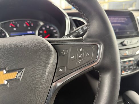 Used 2024 Chevrolet Equinox LT image 18