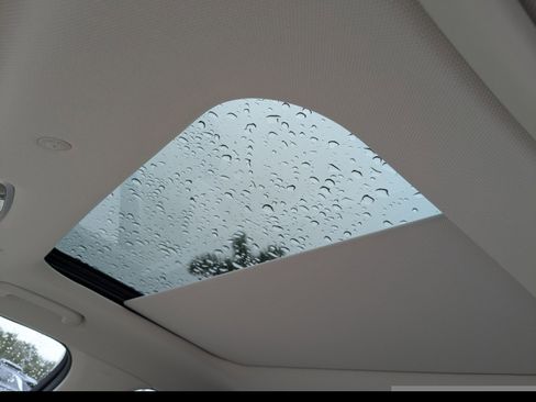 New 2025 Genesis GV80 2.5T Prestige image 18