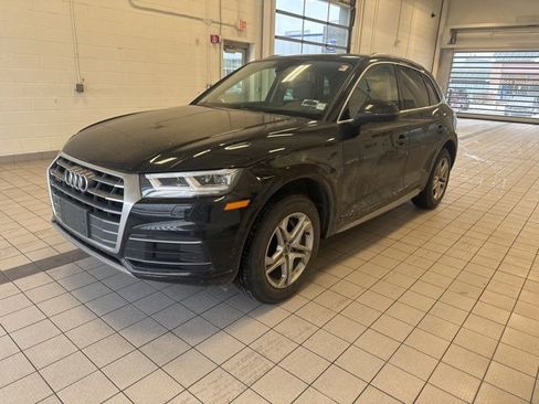 Used 2018 Audi Q5 2.0T Premium Plus w/ Premium Plus Package image 2