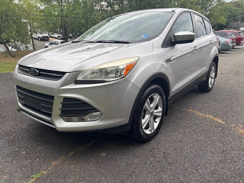 Used 2015 Ford Escape SE AWD/4WD image 1