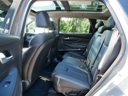 Used 2023 Hyundai Santa Fe SEL w/ Premium Package AWD/4WD image 35