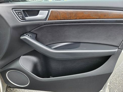 Used 2015 Audi Q5 2.0T Prestige image 12